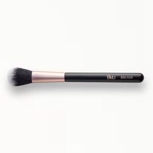 NWT | BYOD | Cruelty-Free | Blush Brush | Makeup/Cosmetics